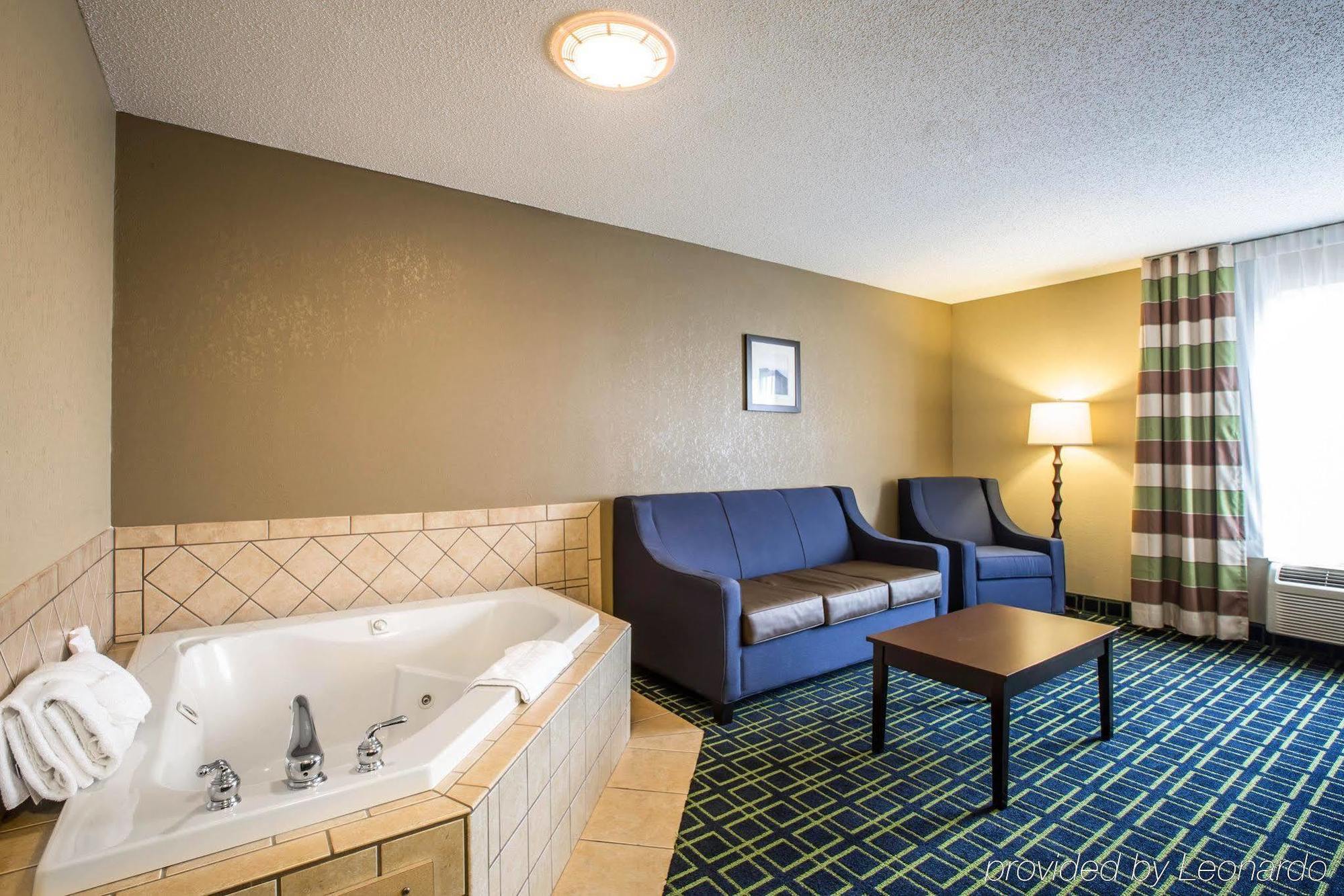 Quality Inn Франклин Экстерьер фото